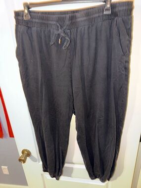 SHEIN Black Relaxed Drawstring Jogger Pants